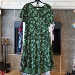 LuLaRoe 3XL Carly High Low Dress Black & Green Triangles- NWT